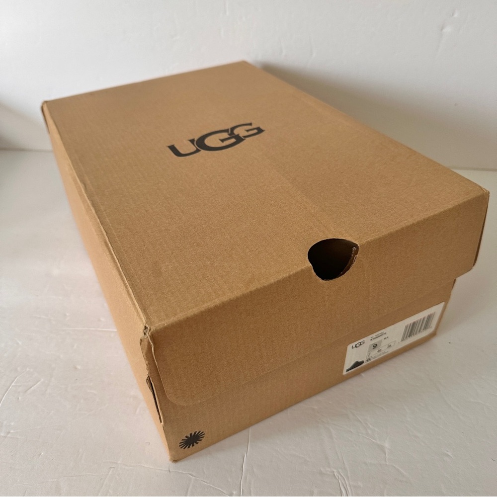 UGG Disquette Platform Slippers Sheepskin And Suede Women's Size 9 Black 1122550 - Picture 14 of 14